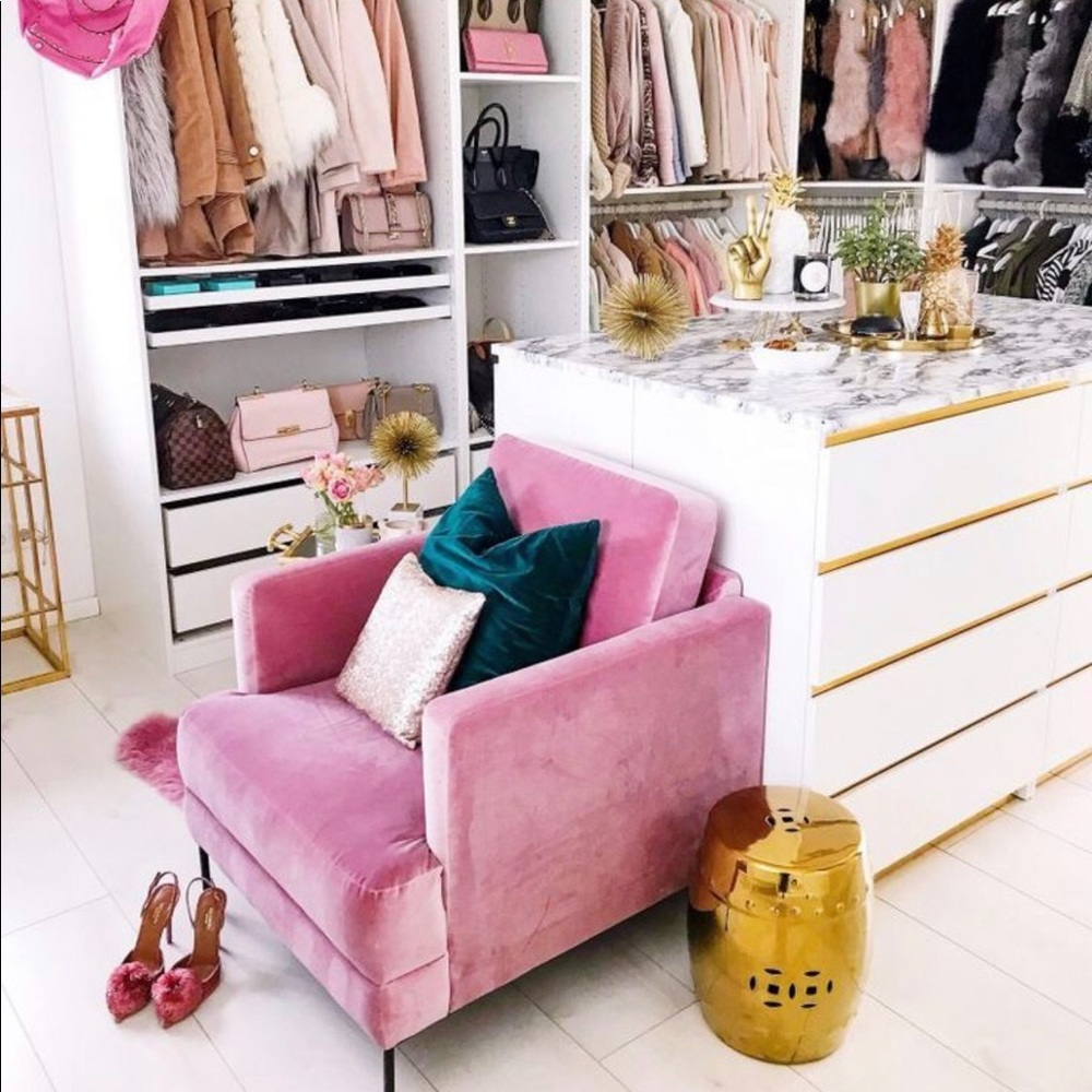 Welcome to Rosenjuewelz Chattels a unique bazaar with an eco friendly twist!💋♻️